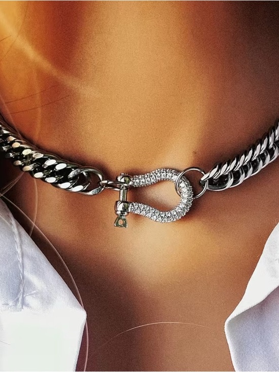 None Jewelry - WESTERN Chunky Silver Cuban Chain Necklace Silver Rhinestone Horseshoe Pendant